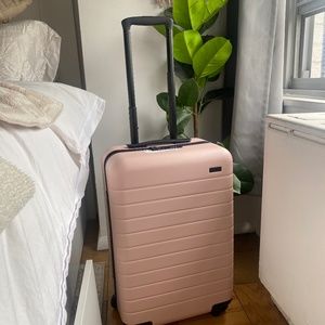 Away Luggage The Bigger Carry-On